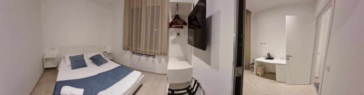 Affittacamere A Casa Di Maghi Olbia